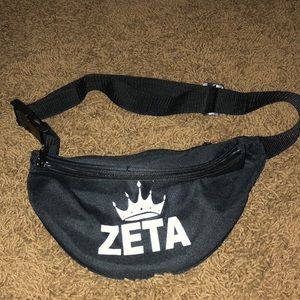 ZETA TAU ALPHA ZTA FANNY PACK